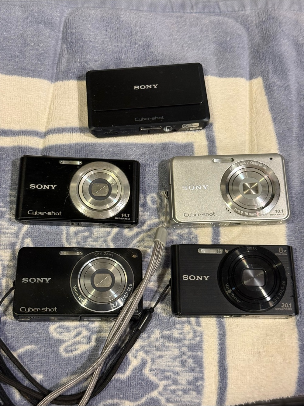 Sony Cyber-shot Digital Camera Bundle - Black & Silver ALL WORK! Rare y2k